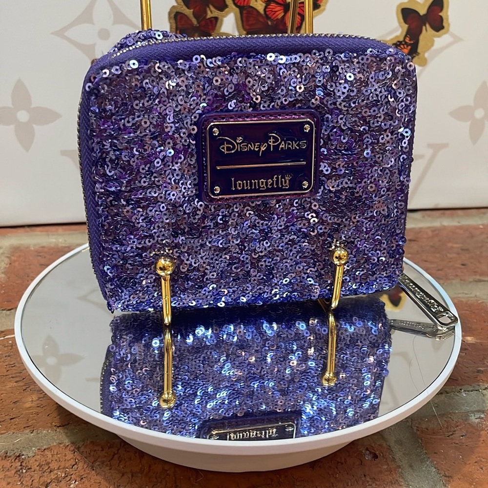 Disney Loungefly Minnie Mouse Purple Potion Sequined Wallet